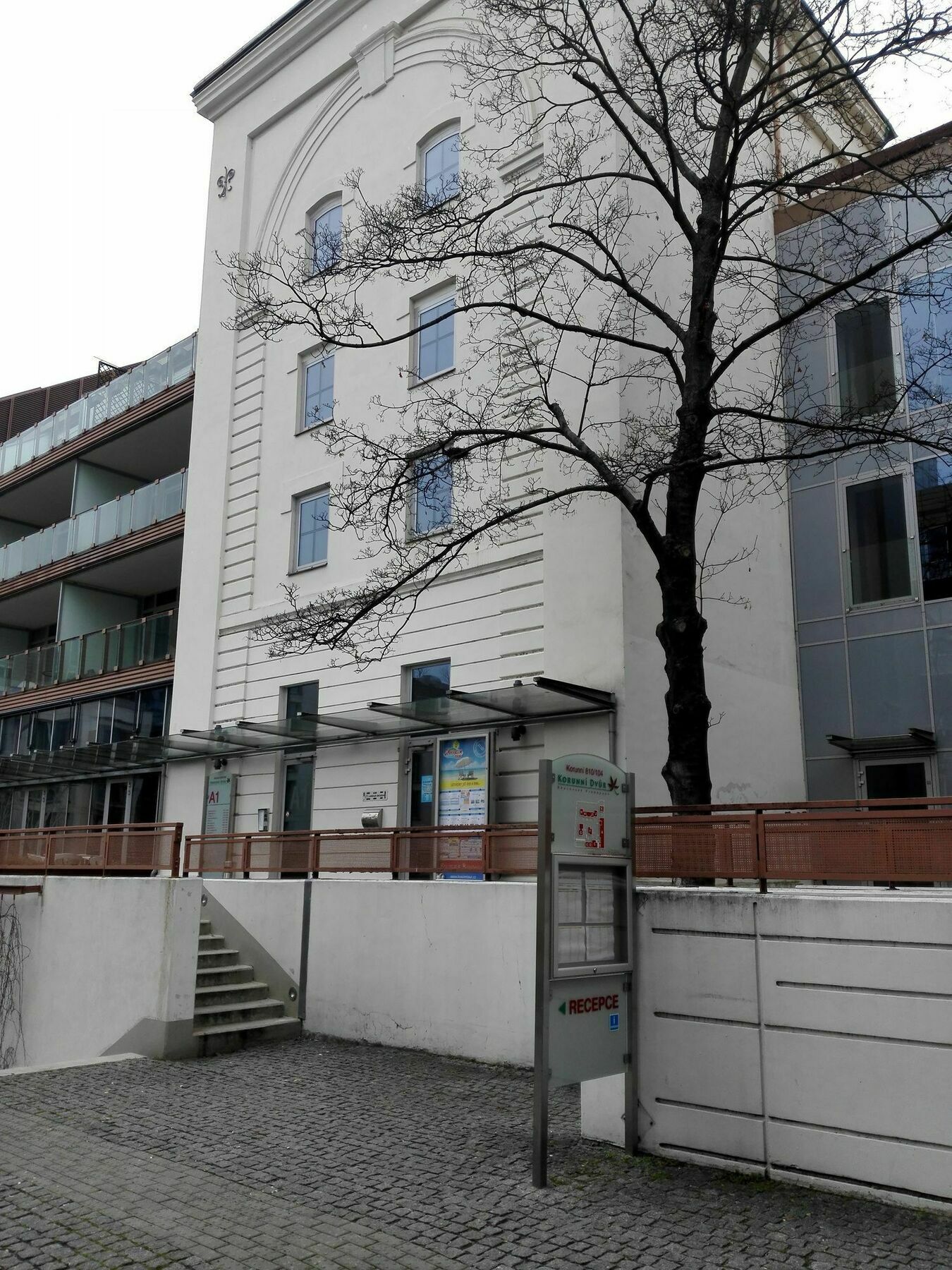 Modern And Cozy Apartment Close To Center Prague Exterior photo